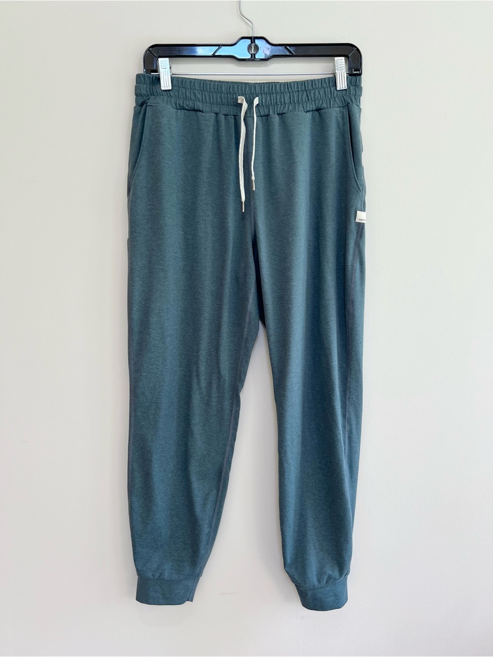 Vuori Performance Mid-Rise Jersey Knit Slim Jogger Pants Pockets Teal, Medium - Picture 2 of 7